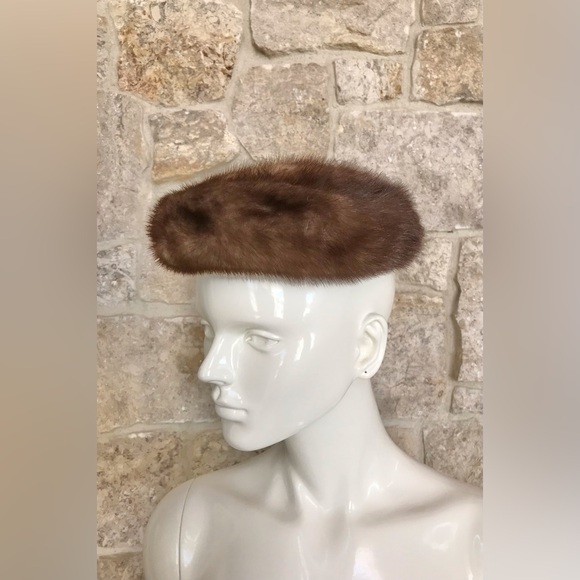 Incredible Vintage 1950s 1960s Mink Fur Hat by Amrose NY with Foot and Ribbon - Picture 4 of 15